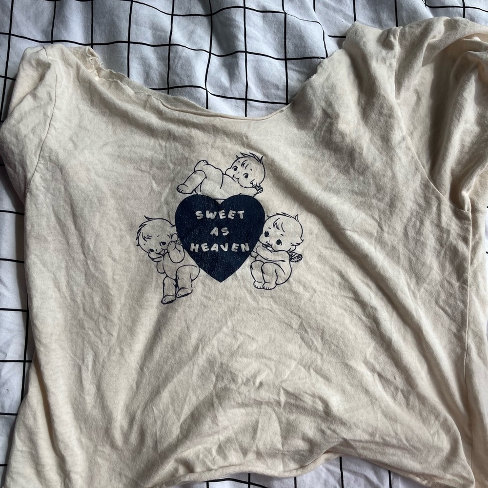 Brandy Melville graphic tee